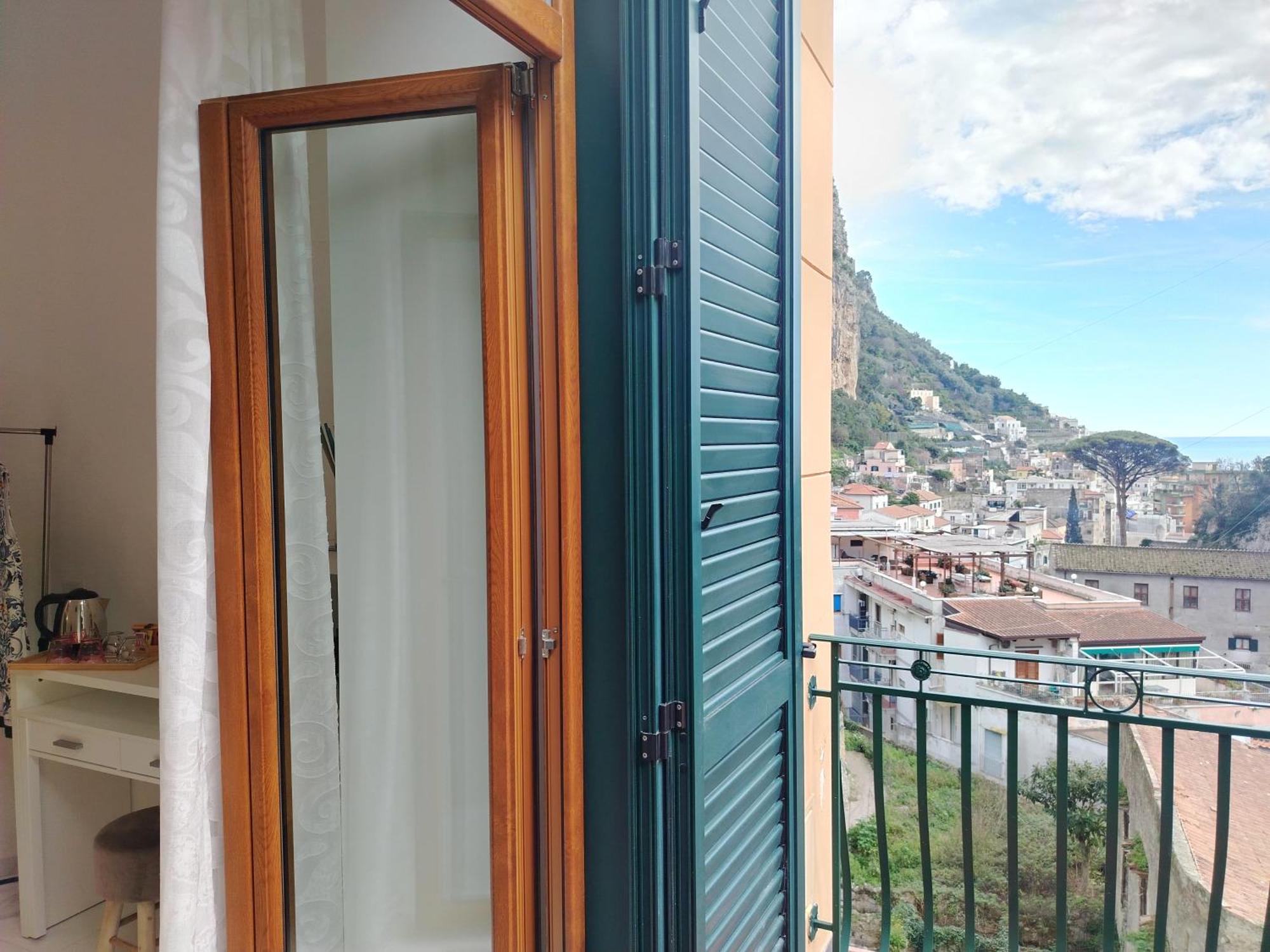 B&B Valenti Amalfi Exterior foto